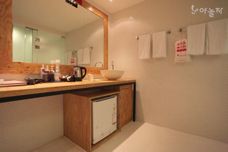 Yaja Shillim Motel 2*