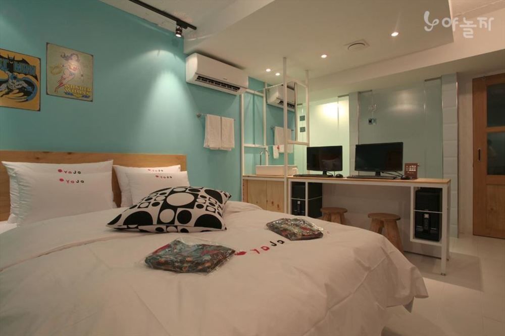 Yaja Shillim Motel